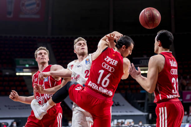 的激烈对抗 的激烈对抗