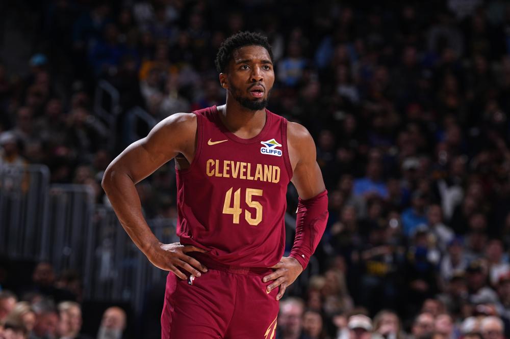 与联赛之间 与联赛之间